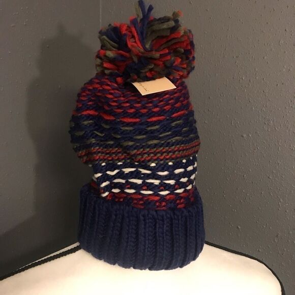 Do Everything in Love knitted Pom Pom hat - Picture 3 of 4